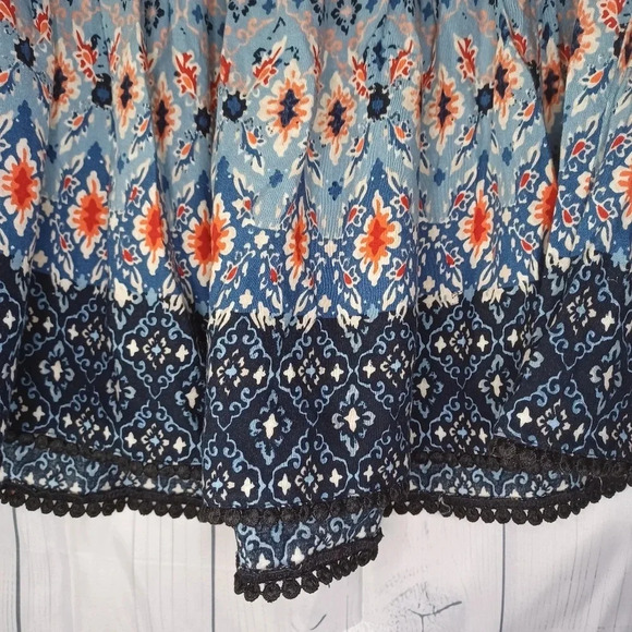 Hollister floral boho mini  pull on skirt - Picture 8 of 8